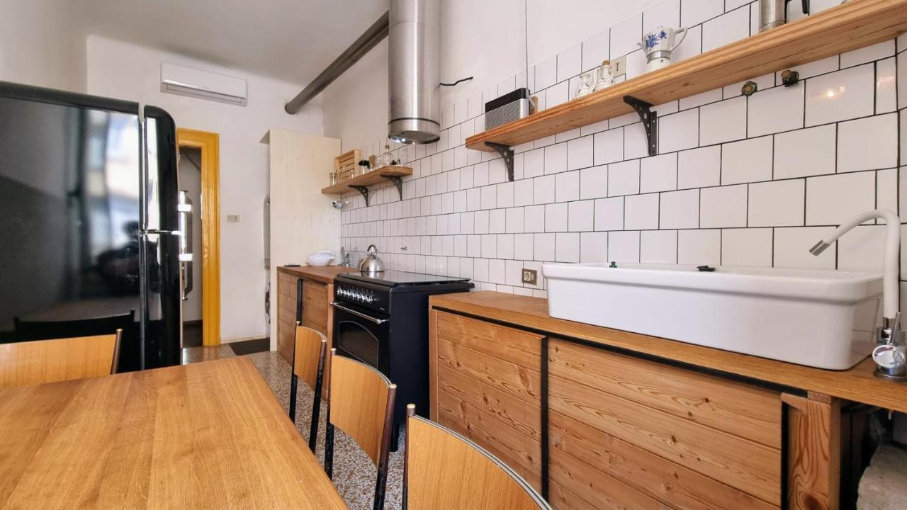 Handcrafted Design Триест Экстерьер фото